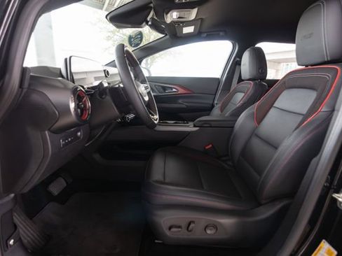 Used 2024 Chevrolet Equinox EV RS image 8