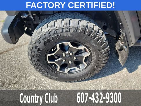 Used 2023 Jeep Gladiator Rubicon w/ LED Lighting Group AWD/4WD image 32