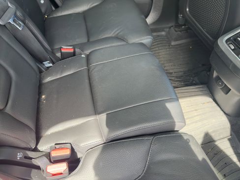 Certified 2022 Volvo XC90 T6 Momentum w/ Advanced Package image 34