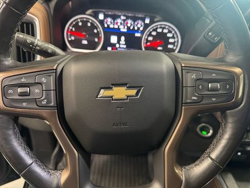 Used 2022 Chevrolet Silverado 2500 High Country w/ LPO, Hitch Package AWD/4WD image 19