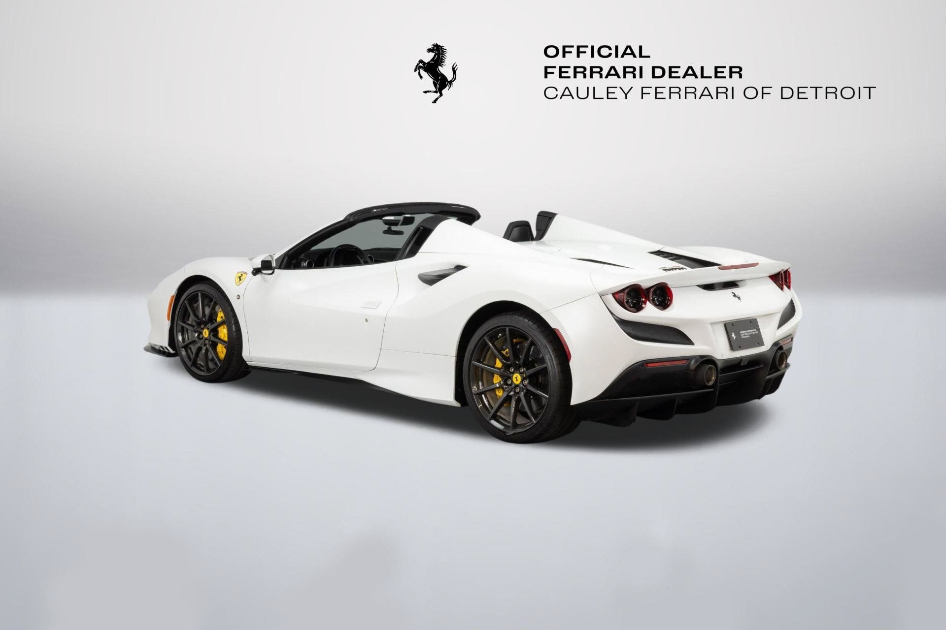 Certified 2022 Ferrari F8 Tributo RWD image 6