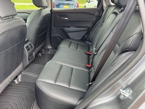 Used 2023 Nissan Rogue SL w/ SL Premium Package FWD image 14