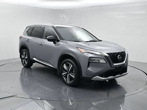Used 2023 Nissan Rogue Platinum w/ Platinum Premium Package AWD/4WD image 2