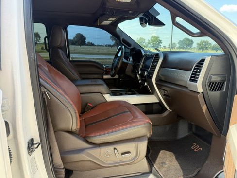 Used 2019 Ford F350 King Ranch w/ King Ranch Ultimate Package AWD/4WD image 8
