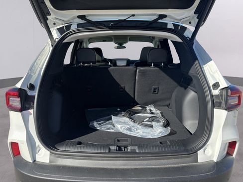 Used 2024 Ford Escape SE image 28