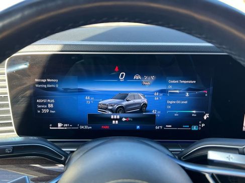 Used 2024 Mercedes-Benz GLE 350 4MATIC w/ 3rd Row Seat Package image 32