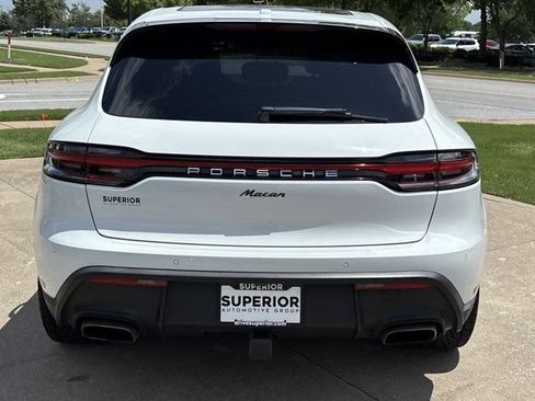 Used 2022 Porsche Macan AWD/4WD image 5