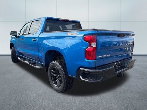 Used 2022 Chevrolet Silverado 1500 Custom Trail Boss AWD/4WD image 2