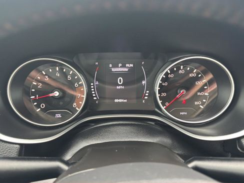 Used 2019 Jeep Compass Latitude AWD/4WD image 23