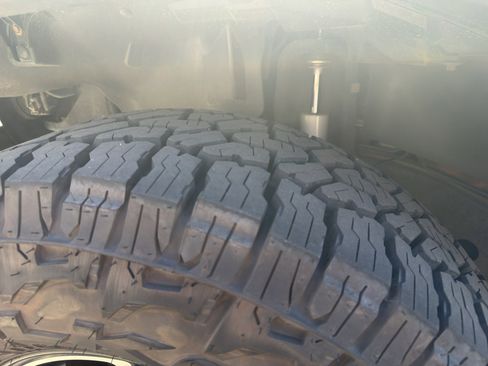 Used 2015 Jeep Wrangler Unlimited Rubicon w/ Connectivity Group image 3