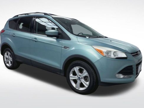 Used 2013 Ford Escape SE image 2