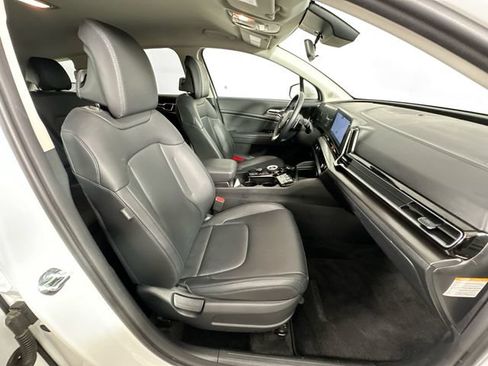 Used 2023 Kia Sportage EX AWD/4WD image 29