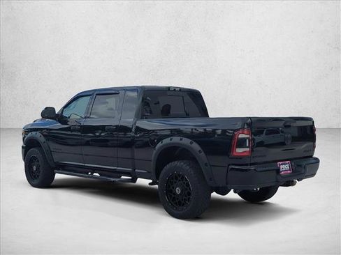 Used 2020 RAM 3500 Laramie w/ Night Edition AWD/4WD image 7