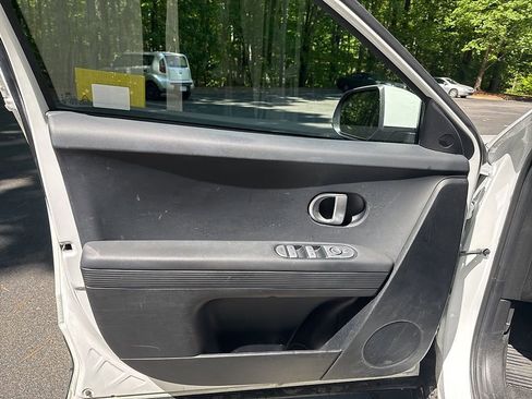 Used 2024 Hyundai Ioniq 5 SEL image 10