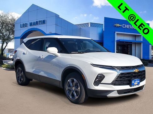 New 2026 Chevrolet Blazer LT w/ LPO, Floor Liner Package image 2