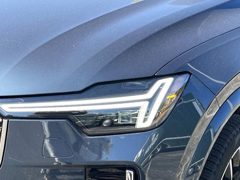 New 2026 Volvo XC90 B6 Plus w/ Protection Package Premier image 9