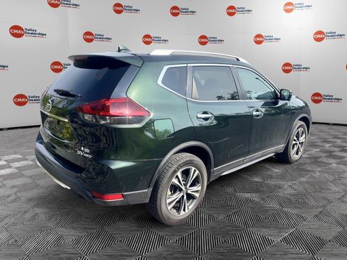 Used 2020 Nissan Rogue SV w/ Premium Package AWD/4WD image 7
