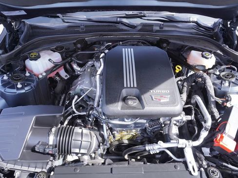 Certified 2025 Cadillac CT4 Luxury image 7