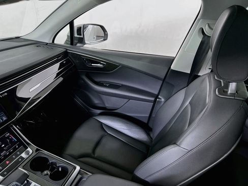 Used 2022 Audi Q7 3.0T Premium AWD/4WD image 24