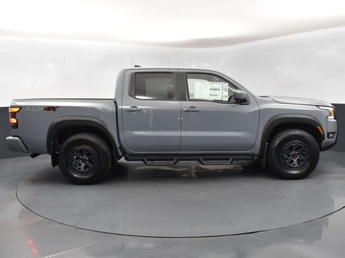 New 2026 Nissan Frontier PRO-4X w/ Pro-4x Convenience Package image 8