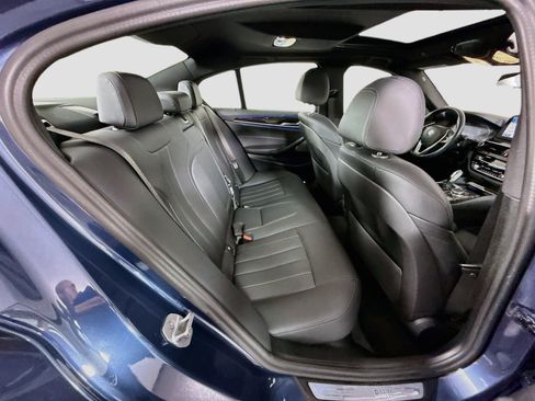 Used 2023 BMW 530i w/ Premium Package RWD image 27