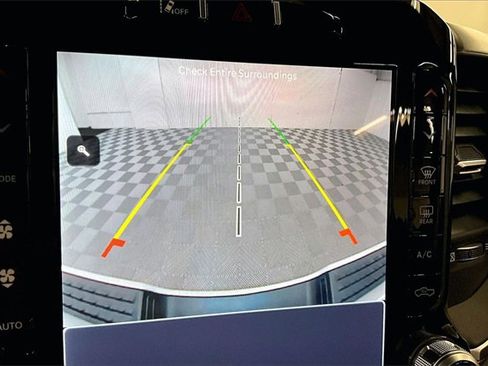 Used 2024 RAM 2500 Big Horn w/ Safety Group image 25