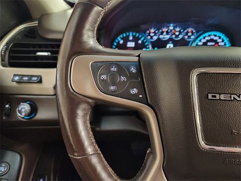 Used 2018 GMC Yukon XL Denali w/ Denali Ultimate Package image 27