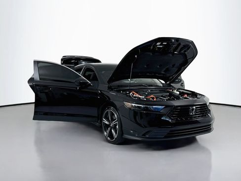 Used 2025 Honda Accord Sport image 23