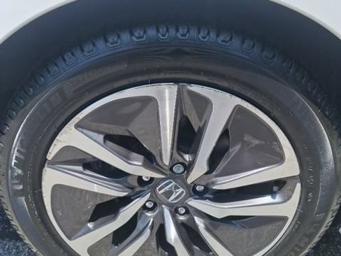 Used 2020 Honda Accord Touring image 25