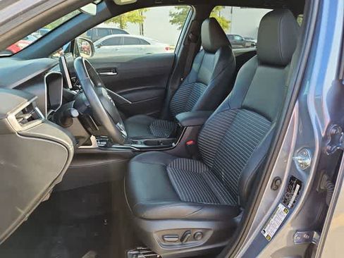 Used 2023 Toyota Corolla Cross AWD Hybrid image 14