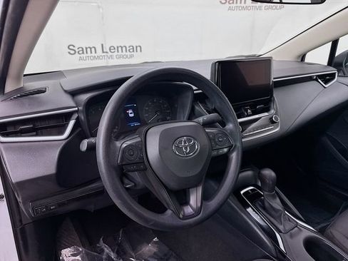Used 2024 Toyota Corolla LE image 9