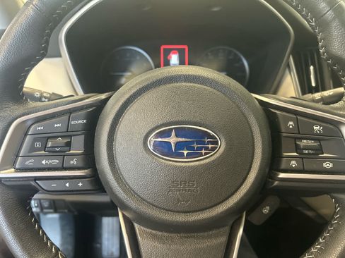 Used 2024 Subaru Outback Limited AWD/4WD image 3