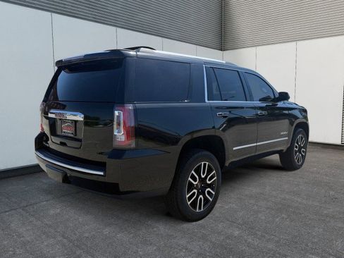 Used 2019 GMC Yukon Denali w/ Denali Ultimate Package AWD/4WD image 13