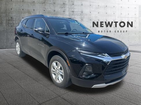 Used 2019 Chevrolet Blazer LT FWD image 1