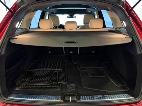 Used 2018 Mercedes-Benz GLC 300 4MATIC image 27