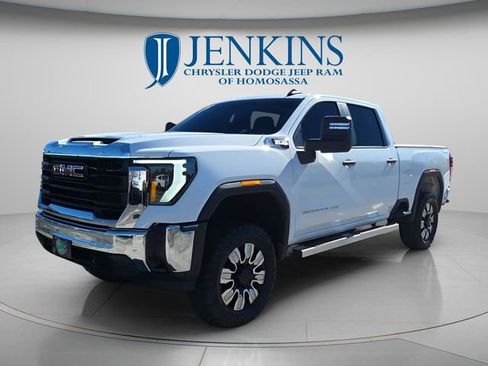 Used 2024 GMC Sierra 2500 Pro w/ 1SA Pro Safety Plus Package image 8