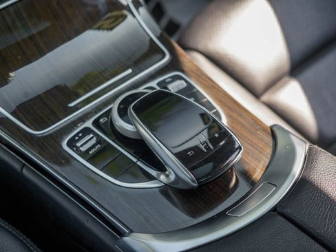 Used 2015 Mercedes-Benz C 300 4MATIC Sedan w/ Multimedia Package image 22