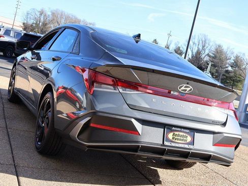 New 2026 Hyundai Elantra Sport image 4