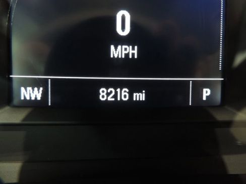 Used 2026 Chevrolet Trax LS w/ LS Convenience Package FWD image 27