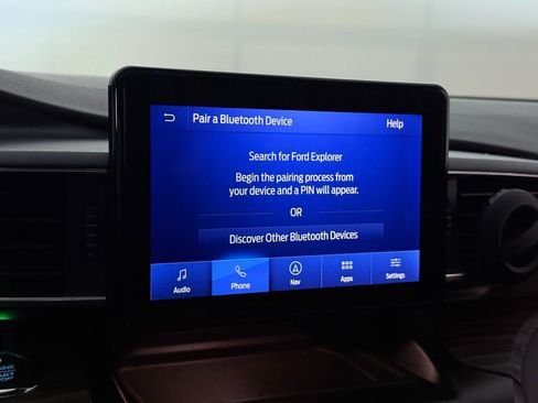 Used 2020 Ford Explorer Limited w/ Class III Trailer Tow Package AWD/4WD image 31