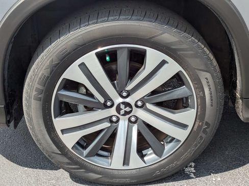 Used 2024 Mitsubishi Outlander Sport ES AWD/4WD image 30