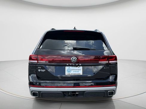 New 2026 Volkswagen Atlas Peak Edition AWD/4WD image 7