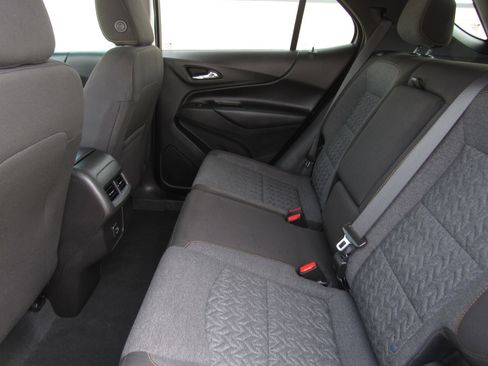 Used 2023 Chevrolet Equinox LT image 13