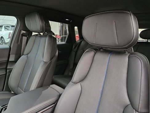 New 2026 Cadillac Lyriq Luxury image 12