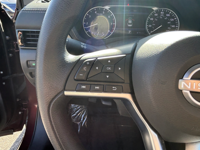 Used 2025 Nissan Sentra SV FWD image 23
