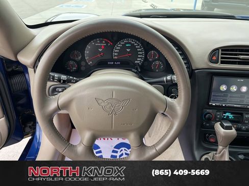 Used 2004 Chevrolet Corvette Convertible w/ Preferred Equipment Group image 9