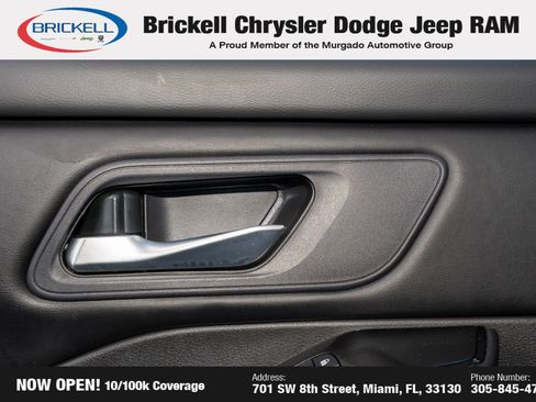 Used 2025 Nissan Rogue SV image 27