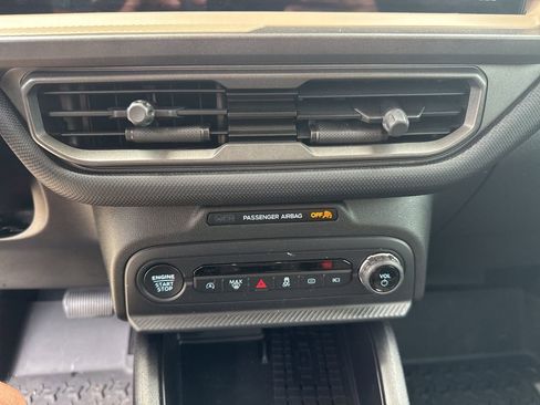 Used 2025 Ford Bronco Sport Big Bend w/ Convenience Package image 25