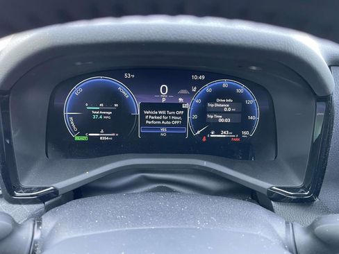 Used 2025 Toyota Camry XLE image 33