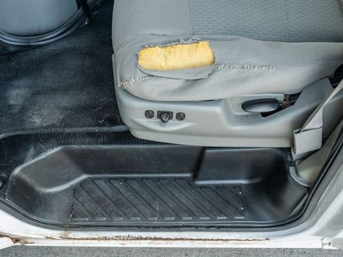 Used 2014 Ford E-350 and Econoline 350 XLT image 18